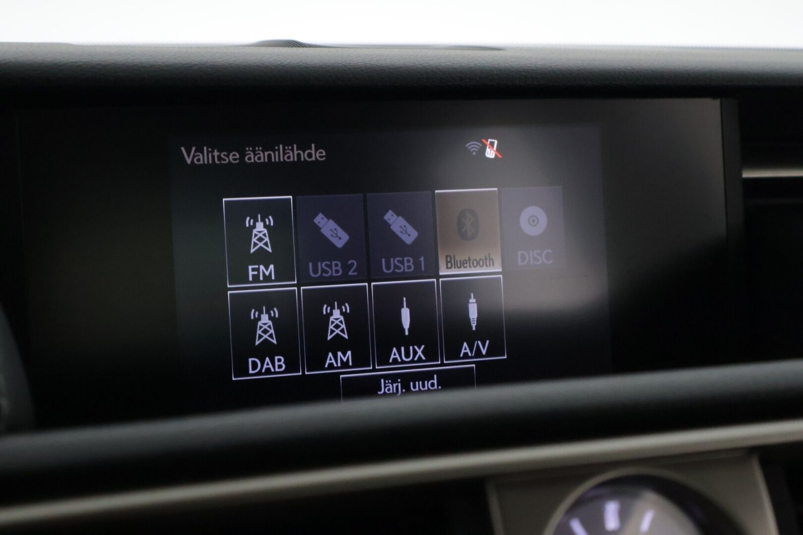 Lexus IS 2014 300h Executive A. *Lohko / Keyless / Mark Levinson / Ilmastoidut nahat* - Juuri katsastettu
