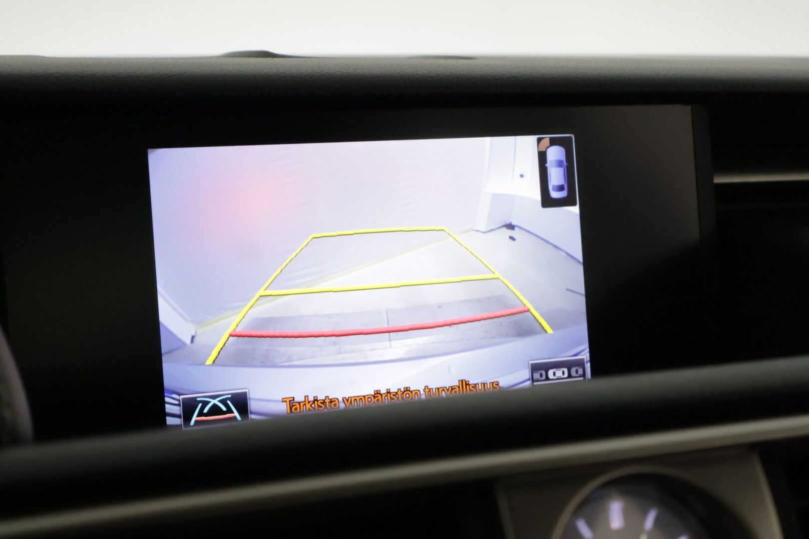 Lexus IS 2014 300h Executive A. *Lohko / Keyless / Mark Levinson / Ilmastoidut nahat* - Juuri katsastettu