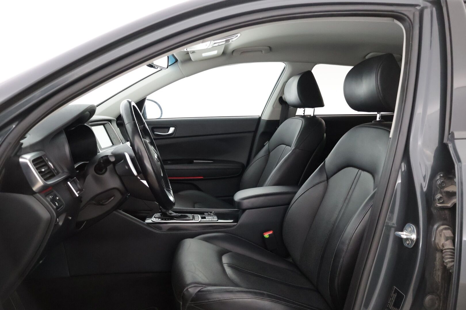 Kia Optima 2020 1,6 CRDi SCR ISG Business Premium Edition SW DCT A/T * Facelift / Webasto / Adapt. vakkari / KeylessGo / P.kamera * - *Jakohihna vaihdettu 165tkm / Carplay&AndroidAuto / Ilmastoidut nahat edessä! / Navi / Kuskin penkki muistilla!*