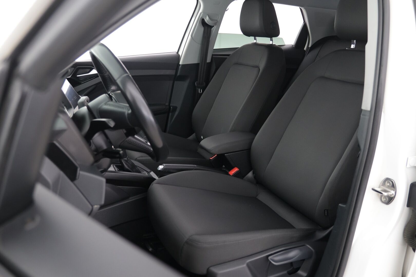 Audi A1 2019 Sportback Business 30 TFSI 85 kW S tronic - Digimittaristo | Vakkari | Suomi-auto |