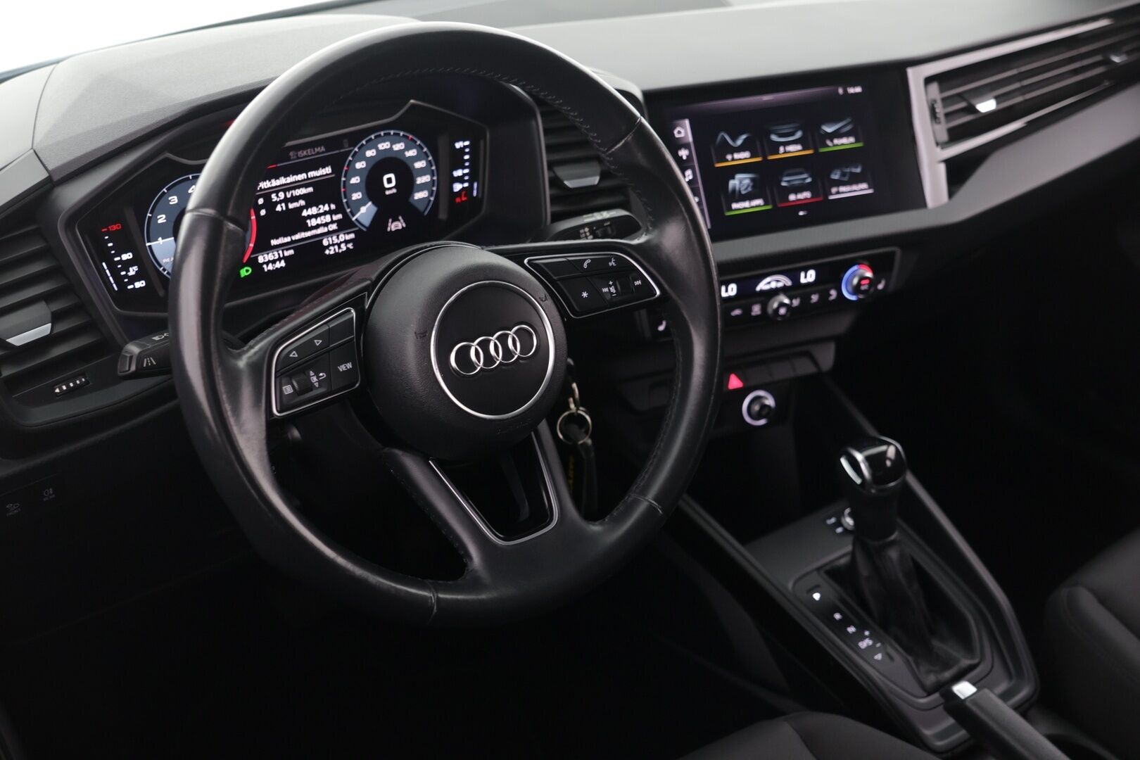 Audi A1 2019 Sportback Business 30 TFSI 85 kW S tronic - Digimittaristo | Vakkari | Suomi-auto |