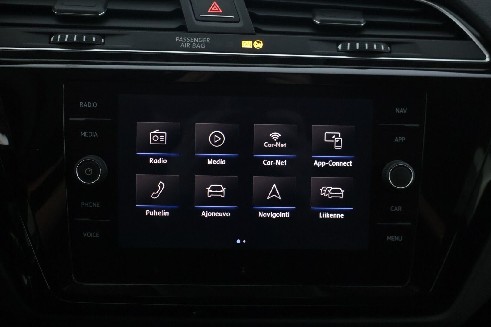 Volkswagen Touran 2019 Highline 1,5 TSI EVO 110 kW (150 hv) DSG-automaatti *Adapt. vakkari / Webasto / P. Tutkat / Sähkökontti / AppleCarPlay* - 7-paikkainen / Suomi-auto / Jakohihna vaihdettu! 