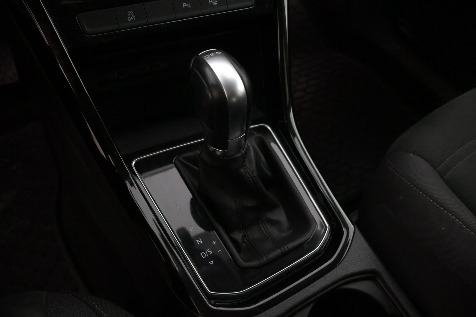 Volkswagen Touran 2019 Highline 1,5 TSI EVO 110 kW (150 hv) DSG-automaatti *Adapt. vakkari / Webasto / P. Tutkat / Sähkökontti / AppleCarPlay* - 7-paikkainen / Suomi-auto / Jakohihna vaihdettu! 