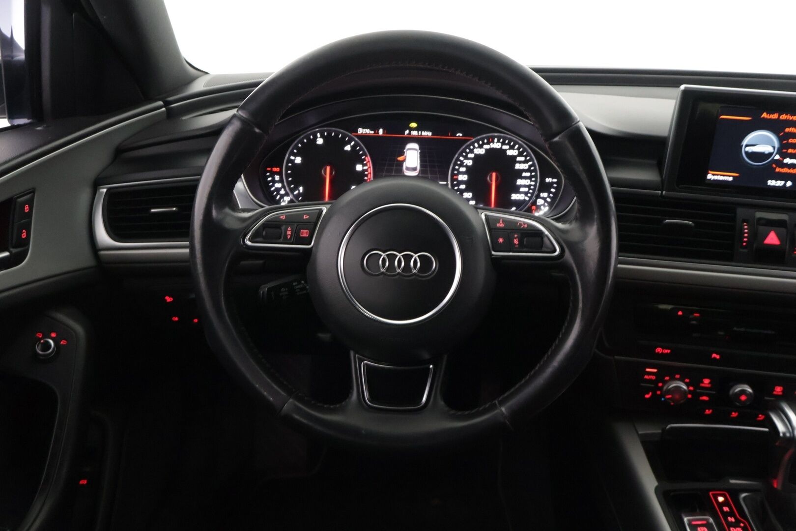 Audi A6 2014 Avant 3,0 V6 TDI 150 kW quattro S tronic Start-Stop * YritysOutlet - Myydään vain yrityksille * - *2 x renkaat aluvantein / Seuraava katsastus 08/2026*