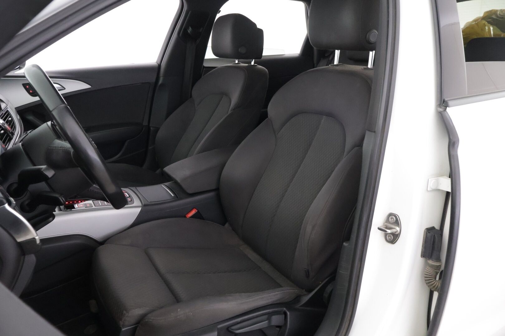 Audi A6 2014 Avant 3,0 V6 TDI 150 kW quattro S tronic Start-Stop * YritysOutlet - Myydään vain yrityksille * - *2 x renkaat aluvantein / Seuraava katsastus 08/2026*