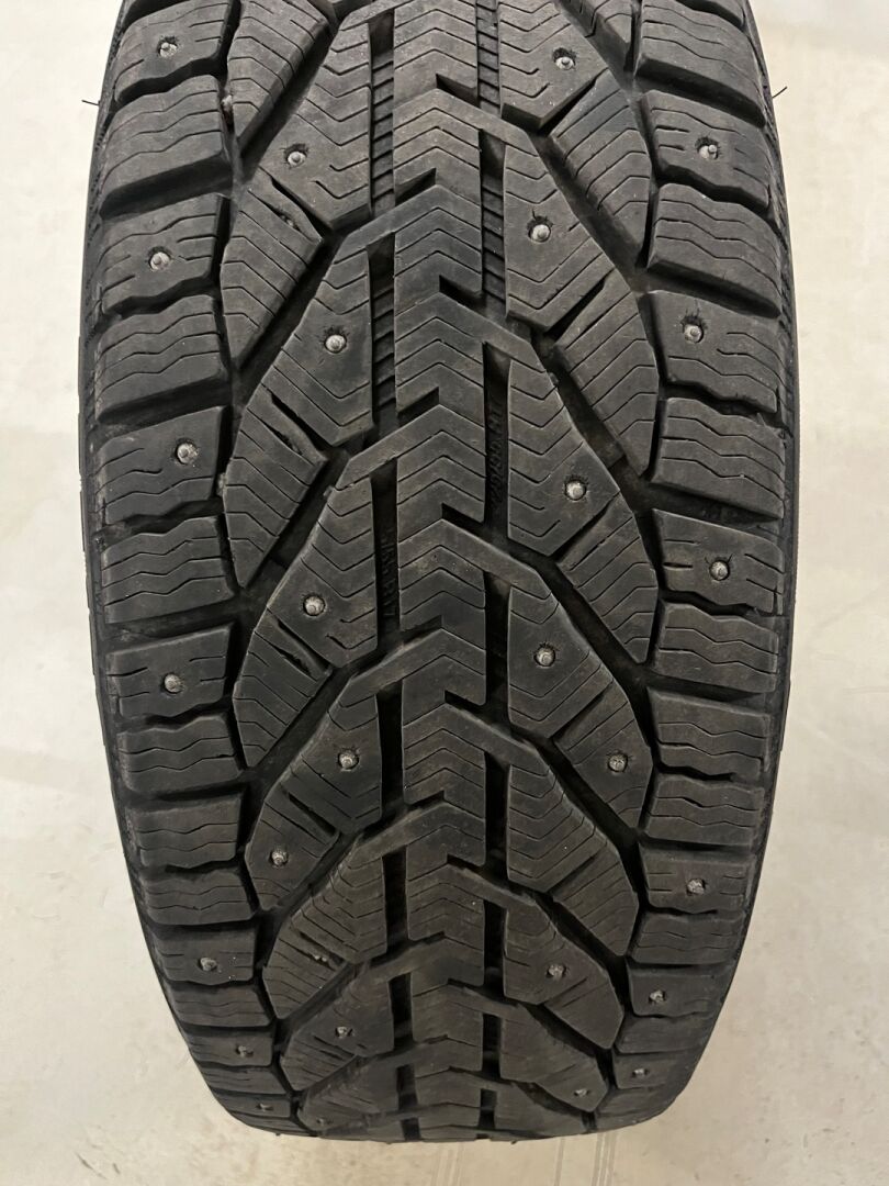 Audi A6 2014 Avant 3,0 V6 TDI 150 kW quattro S tronic Start-Stop * YritysOutlet - Myydään vain yrityksille * - *2 x renkaat aluvantein / Seuraava katsastus 08/2026*