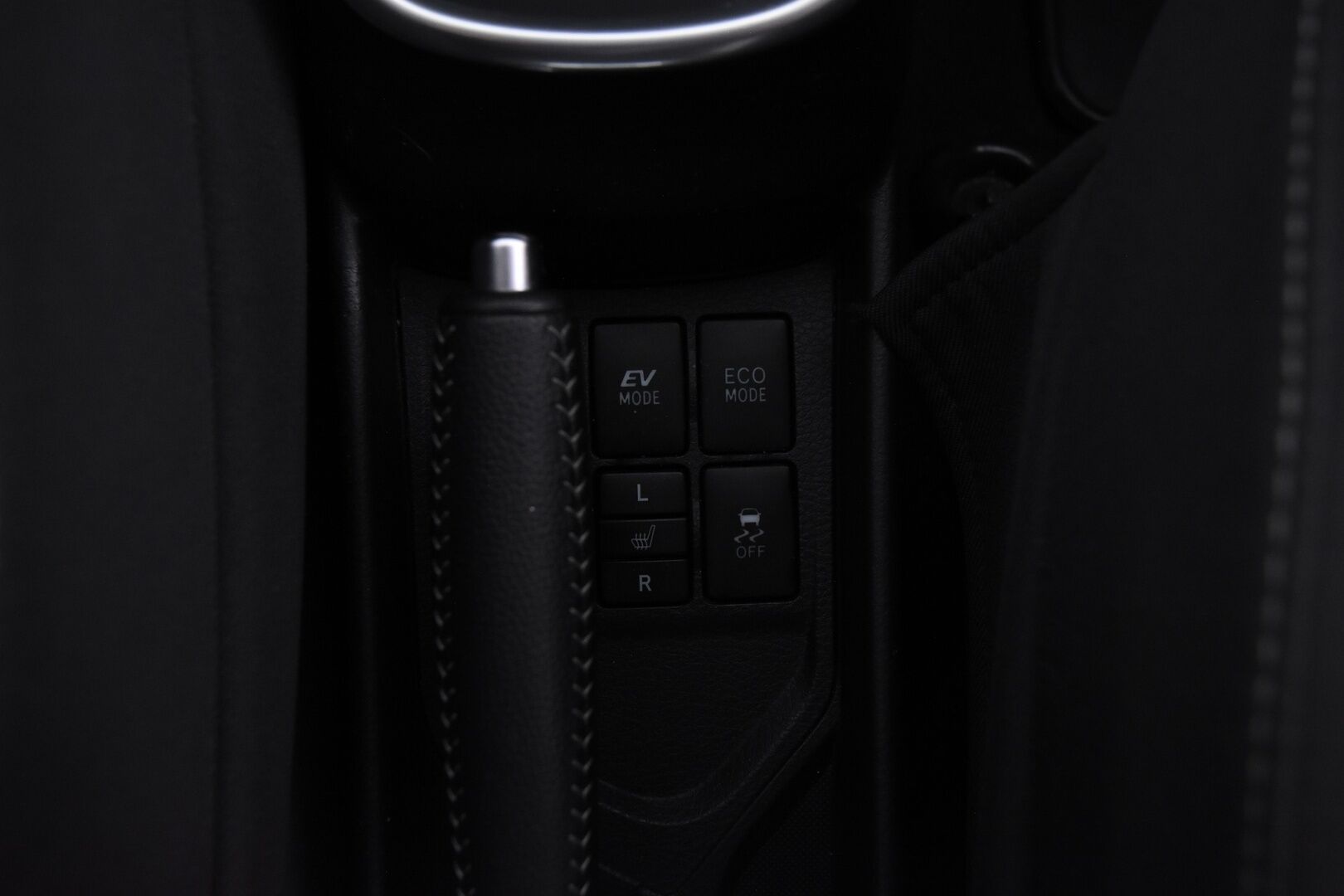 Toyota Yaris 2019 1,5 Hybrid Active 5ov / Merkkihuollettu / Peruutuskamera / Lohko .sis lämmitin / - * Suomi-auto / Taloudellinen / Näppärä *