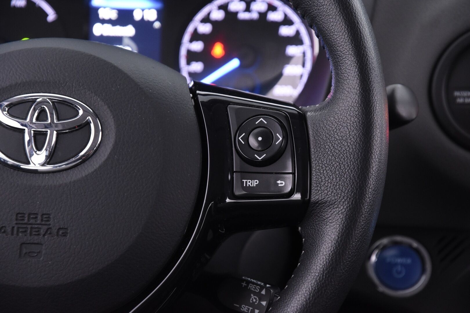 Toyota Yaris 2019 1,5 Hybrid Active 5ov / Merkkihuollettu / Peruutuskamera / Lohko .sis lämmitin / - * Suomi-auto / Taloudellinen / Näppärä *