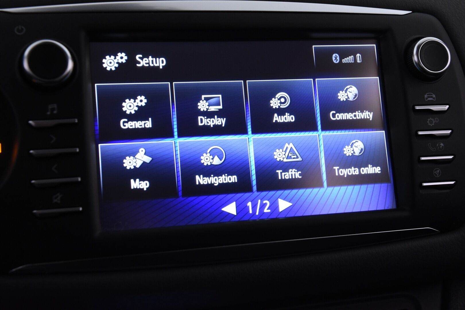 Toyota Yaris 2019 1,5 Hybrid Active 5ov / Merkkihuollettu / Peruutuskamera / Lohko .sis lämmitin / - * Suomi-auto / Taloudellinen / Näppärä *