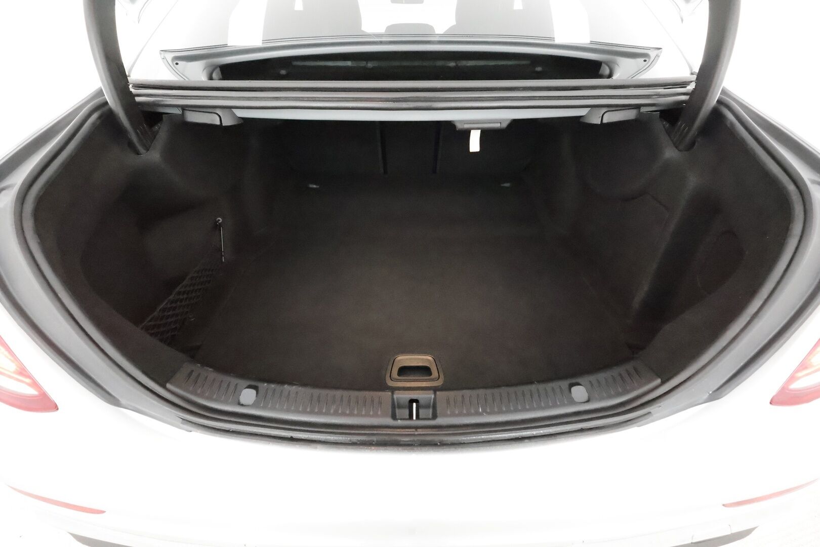 Mercedes-Benz E 2018 200 d A Premium Business AMG *Burmester / Muistipenkit / 360° / Panorama / Multibeam / Koukku / Katveavustin* - 2x Renkaat!