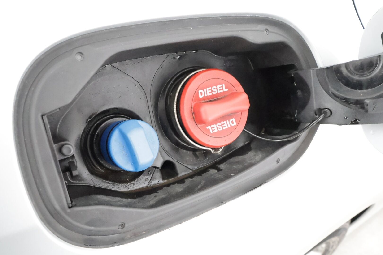 Mercedes-Benz E 2018 E 200 d A Premium Business AMG * Burmester / Muistipenkit / 360° / Panorama / Multibeam / Koukku / Katveavustin * - Kahdet renkaat - HULLU BLACKWEEK KORKOTARJOUS 2,49%