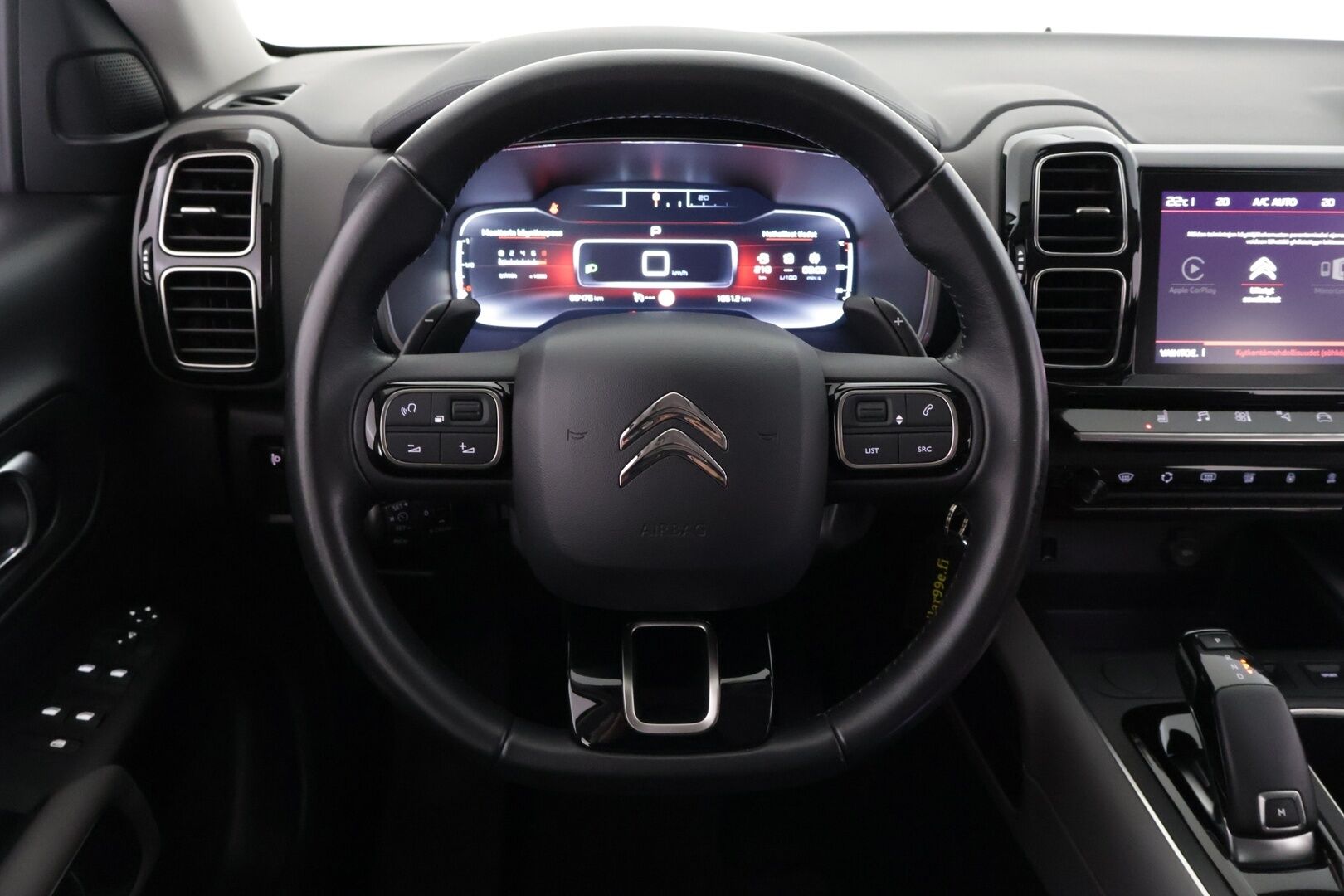 Citroen C5 Aircross 2019 PureTech 180 Feel EAT8 Automaatti *Vakkari / Peruutuskamera / Sähköinen kuskin penkki* - *Kahdet renkaat alumiini vantein / viimeisin huolto 02/2025 / Digimittaristo*