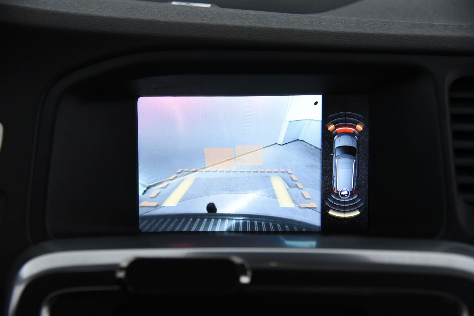 Volvo V60 2014 D6 AWD Summum+ plug in hybrid aut - Adapt. Vak. / Vetokoukku / Blis / Premium Sound / Pa-lämmitin