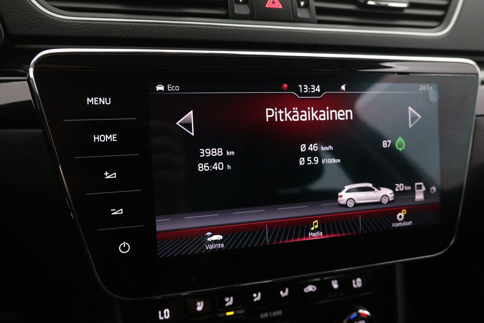 Skoda Superb 2018 Combi 2,0 TDI 190 4x4 L&K DSG Autom. - ACC | Ilmastoidut muistinahat | Canton | Webasto | Koukku | P-kamera