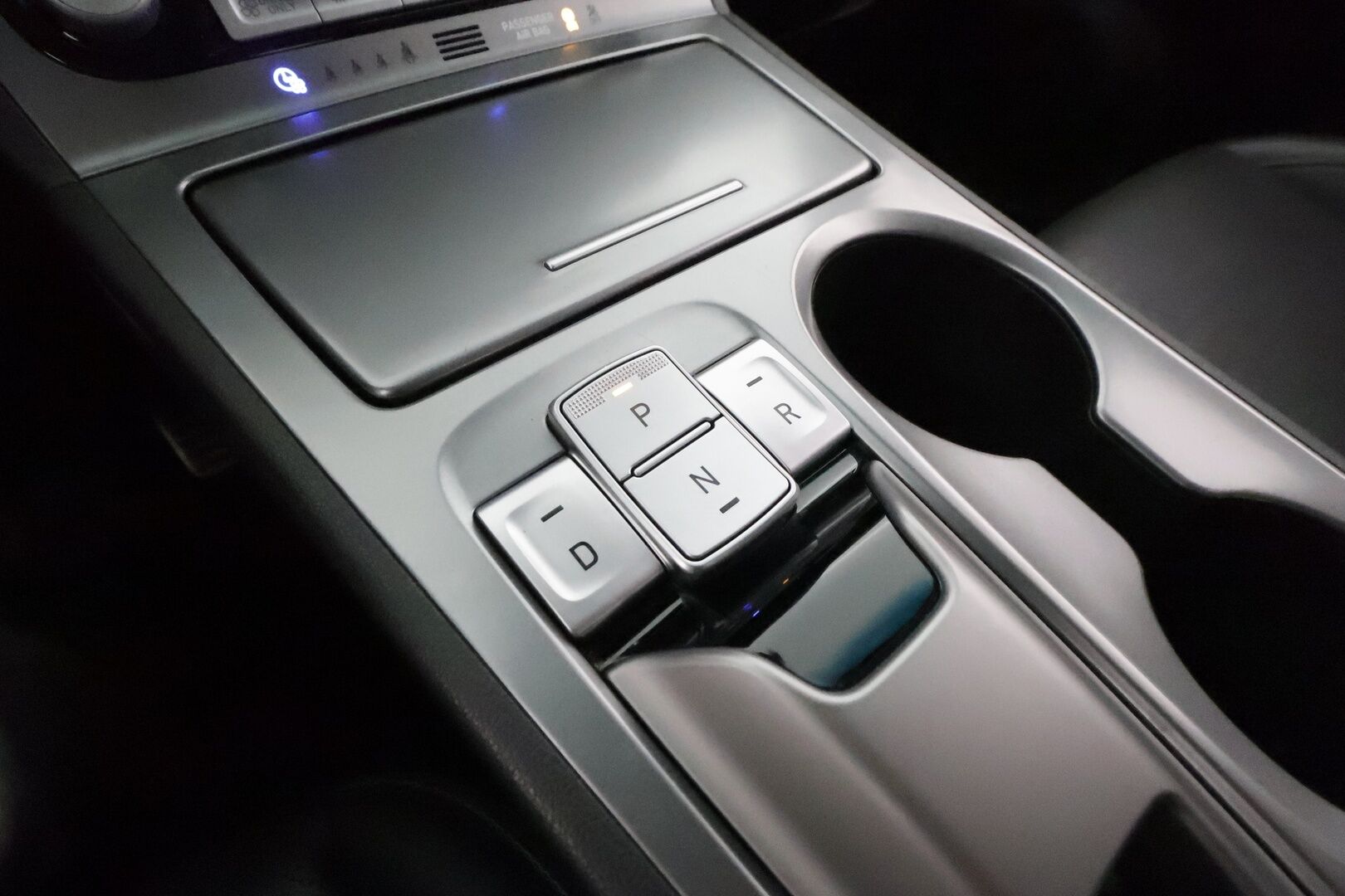 Hyundai KONA 2019 electric 204 hv Style **HUD / Adapt.Vakkari / KRELL / LED-valot / P.kamera / Ilmastoidut nahat /  Navi / Keyless** - Suomi-auto 