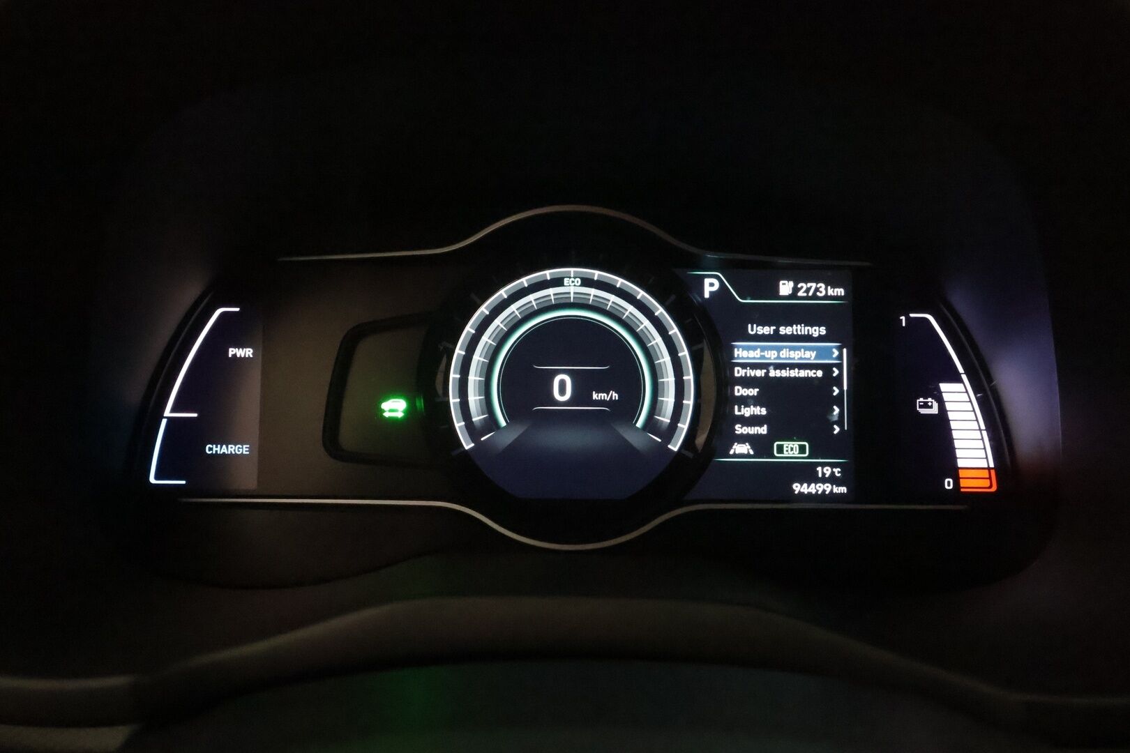 Hyundai KONA 2019 electric 204 hv Style **HUD / Adapt.Vakkari / KRELL / LED-valot / P.kamera / Ilmastoidut nahat /  Navi / Keyless** - Suomi-auto 
