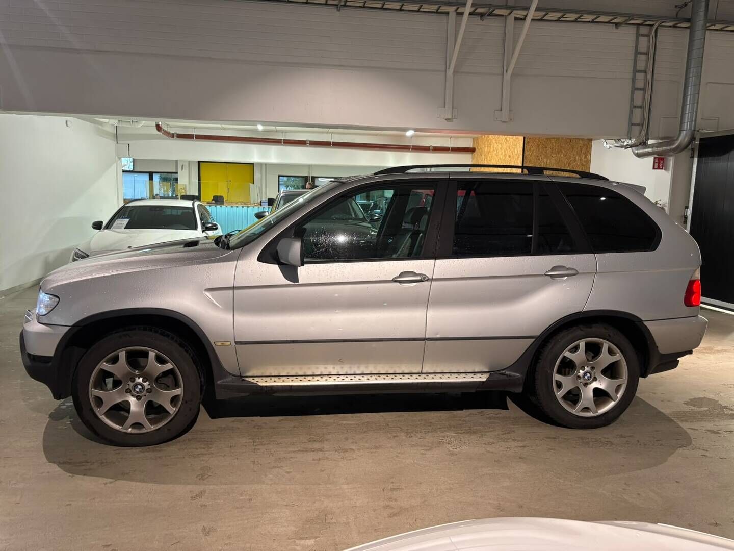 BMW X5 2001 X5 3.0d -*Myydään huutokaupat.com* - | Sähkö penkit | Irrotettava koukku | Hifit | P.tutkat | Vakkari | 16.07.2026 katsastettu! |
