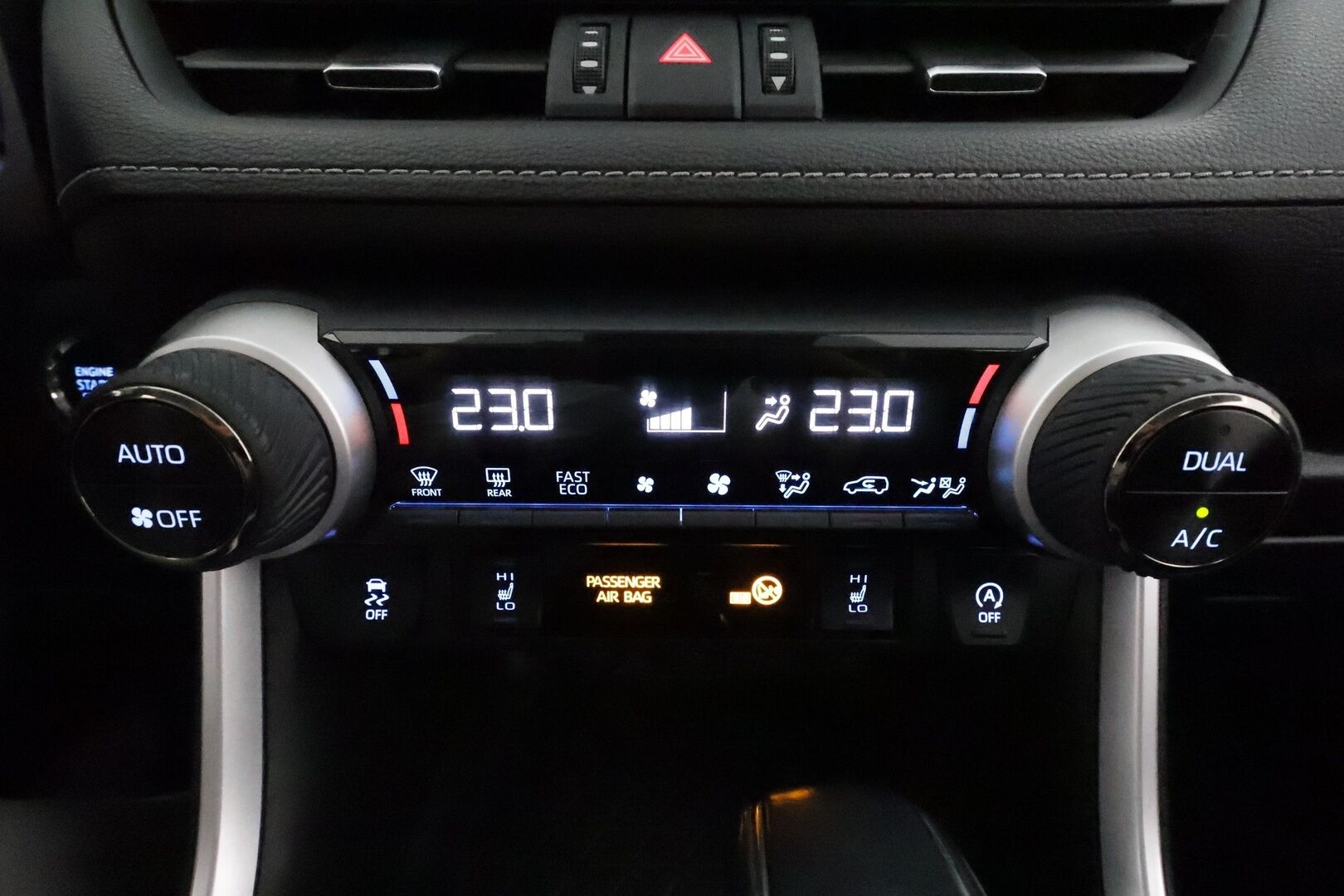 Toyota RAV4 2019 2,0 VVT-iE Business Multidrive S **ACC / LED-valot / P.Kamera / Navi / Kaistavahti / Sisätilanlämmitin / KeylessGO** - Suomi-auto / Kahdet Renkaat / Merkkihuollettu!