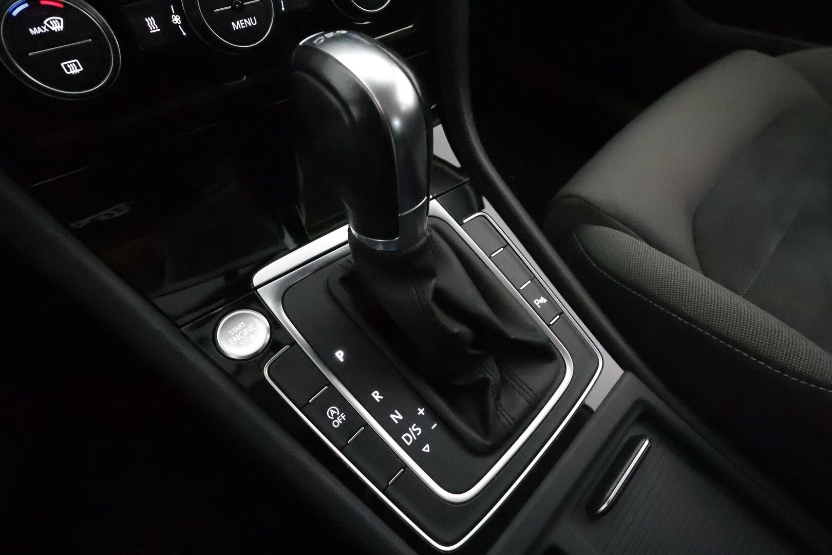 Volkswagen Golf 2019 Variant Highline Limited 1,0 TSI 85 kW DSG *Webasto / ACC / LED / P.Kamera / Navi / Digimittaristo / KeylessGO* - Suomi-auto 