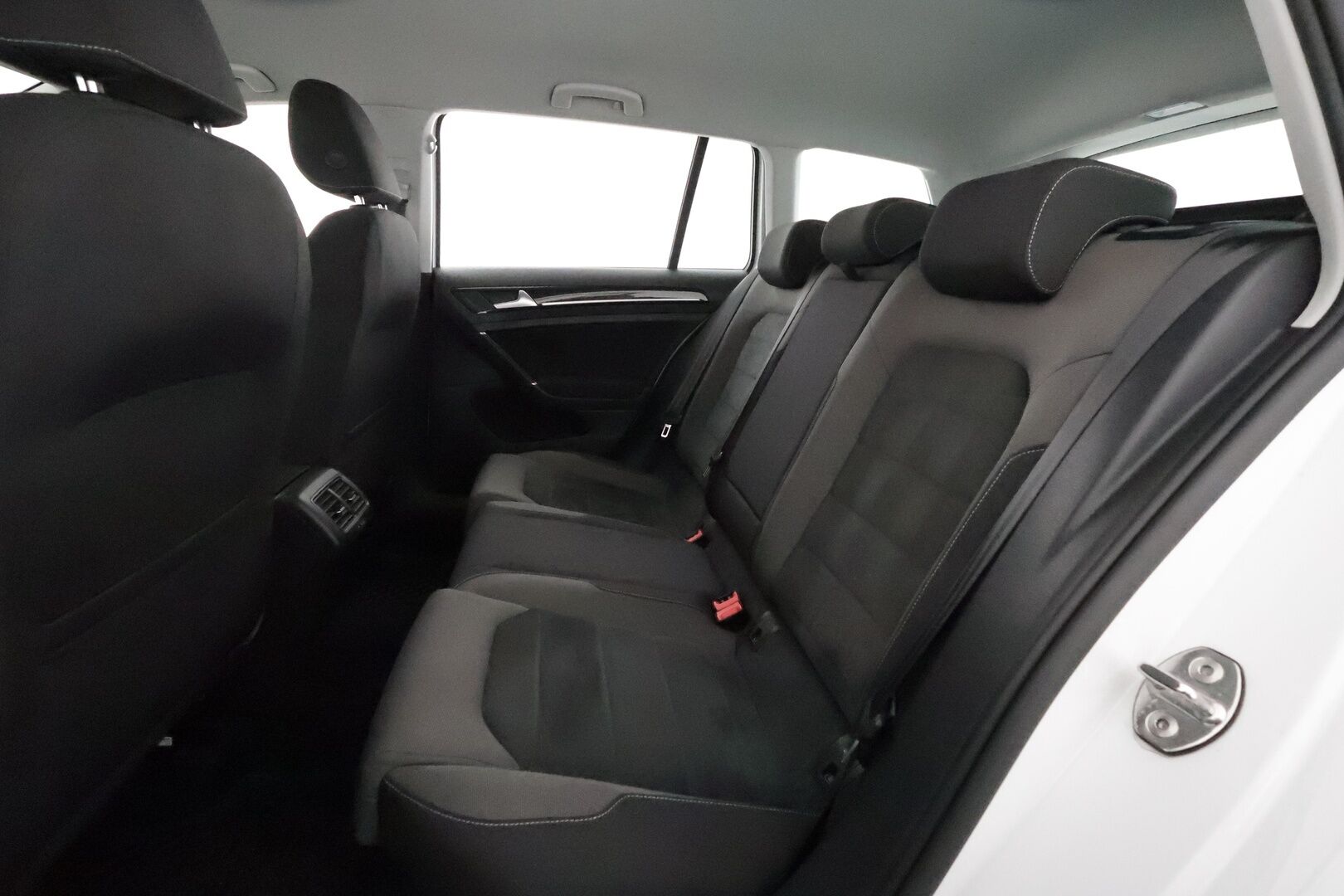 Volkswagen Golf 2019 Variant Highline Limited 1,0 TSI 85 kW DSG *Webasto / ACC / LED / P.Kamera / Navi / Digimittaristo / KeylessGO* - Suomi-auto 