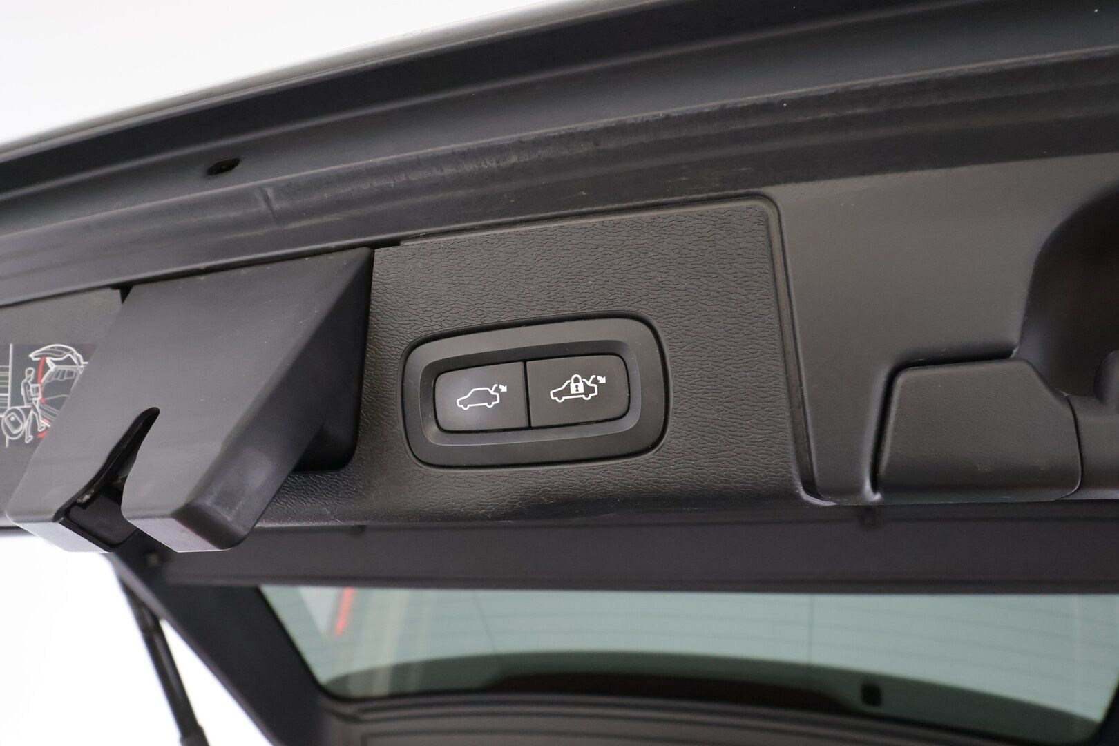 Volvo XC60 2019 D4 AWD Business Inscription aut * Webasto / Koukku / ACC / Full-LED / P.Kamera / Sportpenkki Muistilla / Navi * - Suomi-auto / Kahdet renkaat