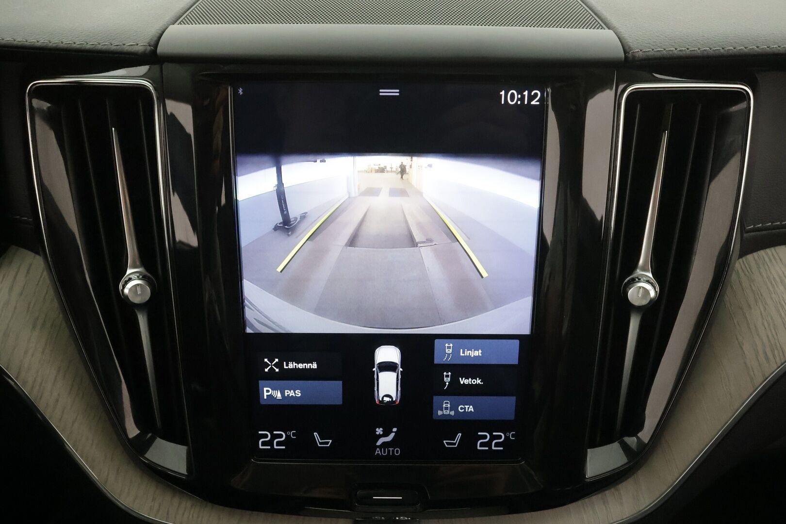 Volvo XC60 2019 D4 AWD Business Inscription aut * Webasto / Koukku / ACC / Full-LED / P.Kamera / Sportpenkki Muistilla / Navi * - Suomi-auto / Kahdet renkaat