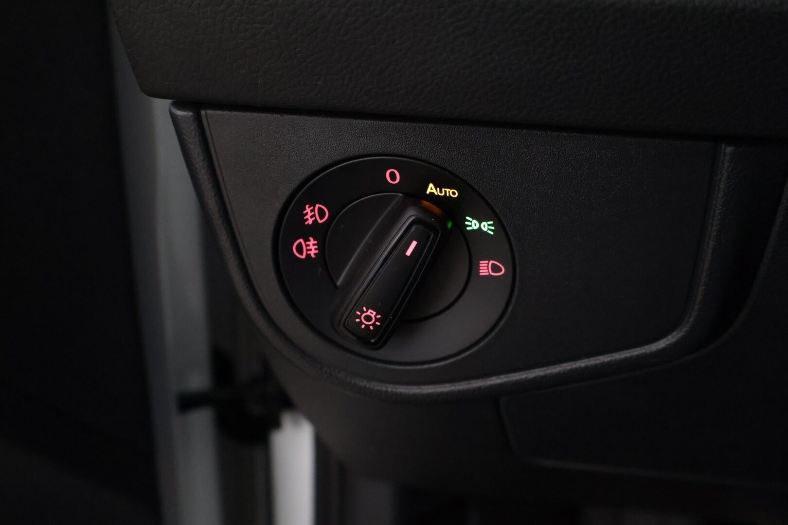 Volkswagen Polo 2019 GTI 2,0 TSI 147 kW (200 hv) // Digimittari / Vakkari / Lohko / Suomi-auto - Näyttävä / Hyvin huollettu / 2x hyvät renkaat*