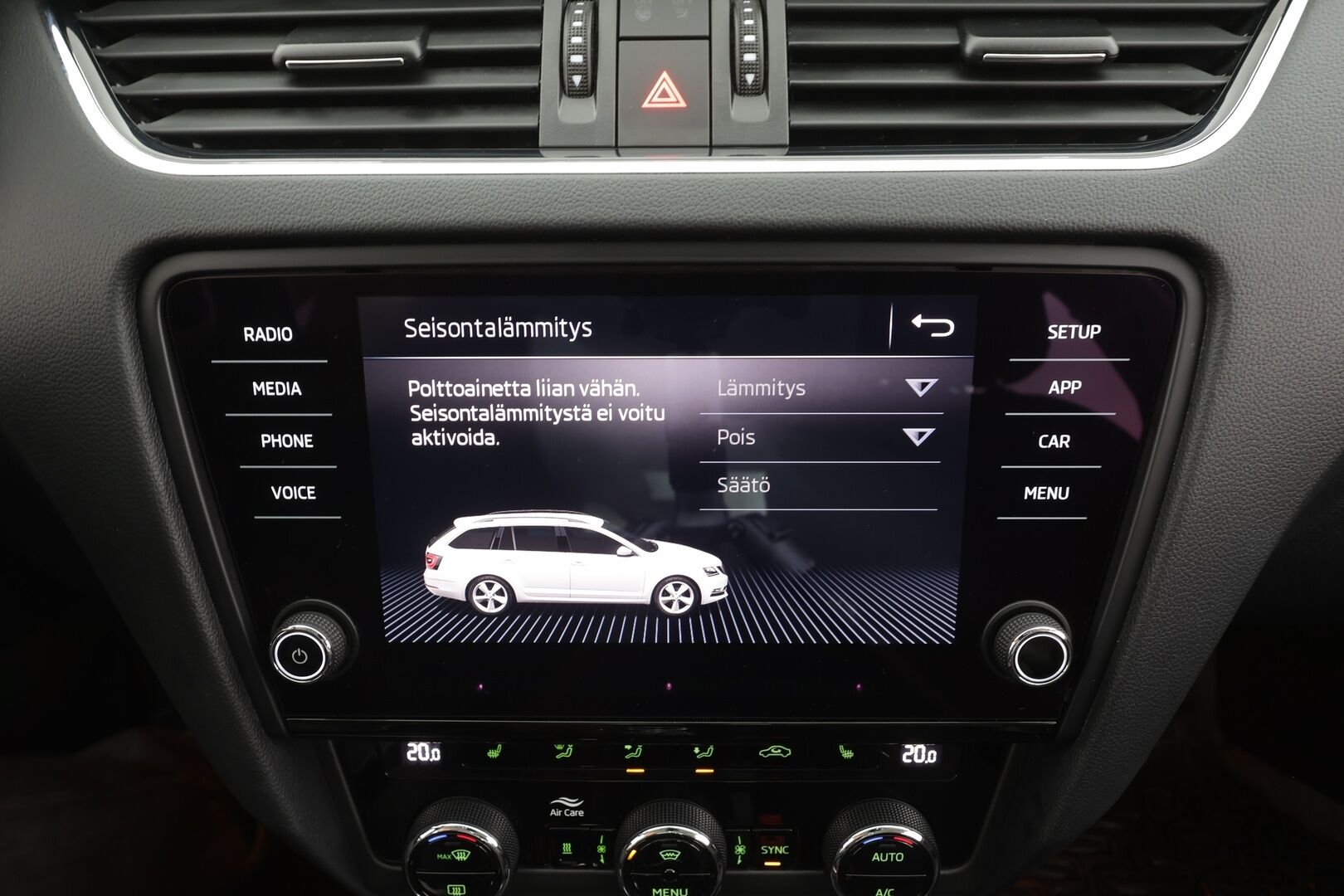Skoda Octavia 2019 Combi 1,5 TSI Style - | LED | P.Kamera | Webasto | Koukku | Katveavustin | Apple&Android | Vakkari | Ambient-valot | Suomi-auto | Kahdet renkaat |