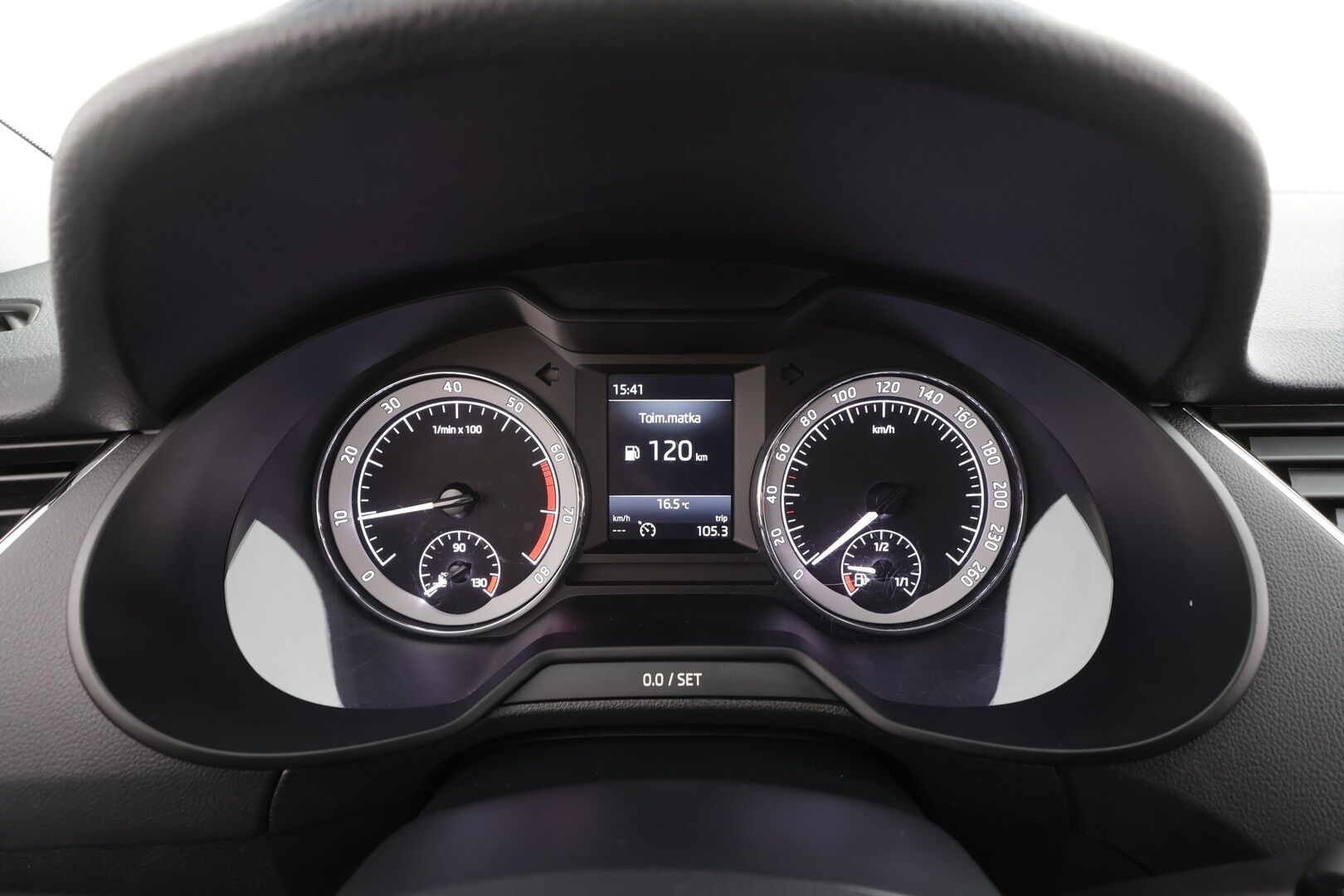 Skoda Octavia 2019 Combi 1,5 TSI Style - | LED | P.Kamera | Webasto | Koukku | Katveavustin | Apple&Android | Vakkari | Ambient-valot | Suomi-auto | Kahdet renkaat |