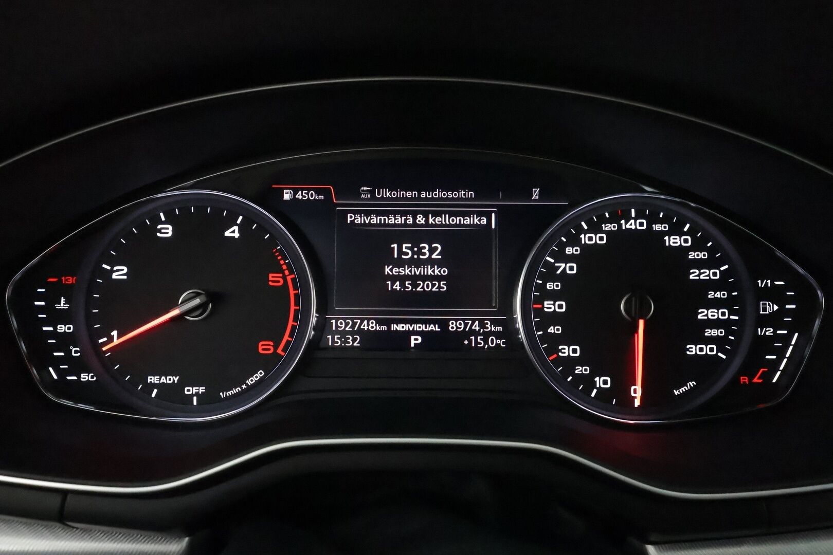 Audi A5 2019 Sportback Business SportComfort Edition 40TDI 140 kW quattro**Webasto / Koukku / Matrix-LED / P.Tutkat / Sporttipenkit** - Apple&Android / 2x Renkaat