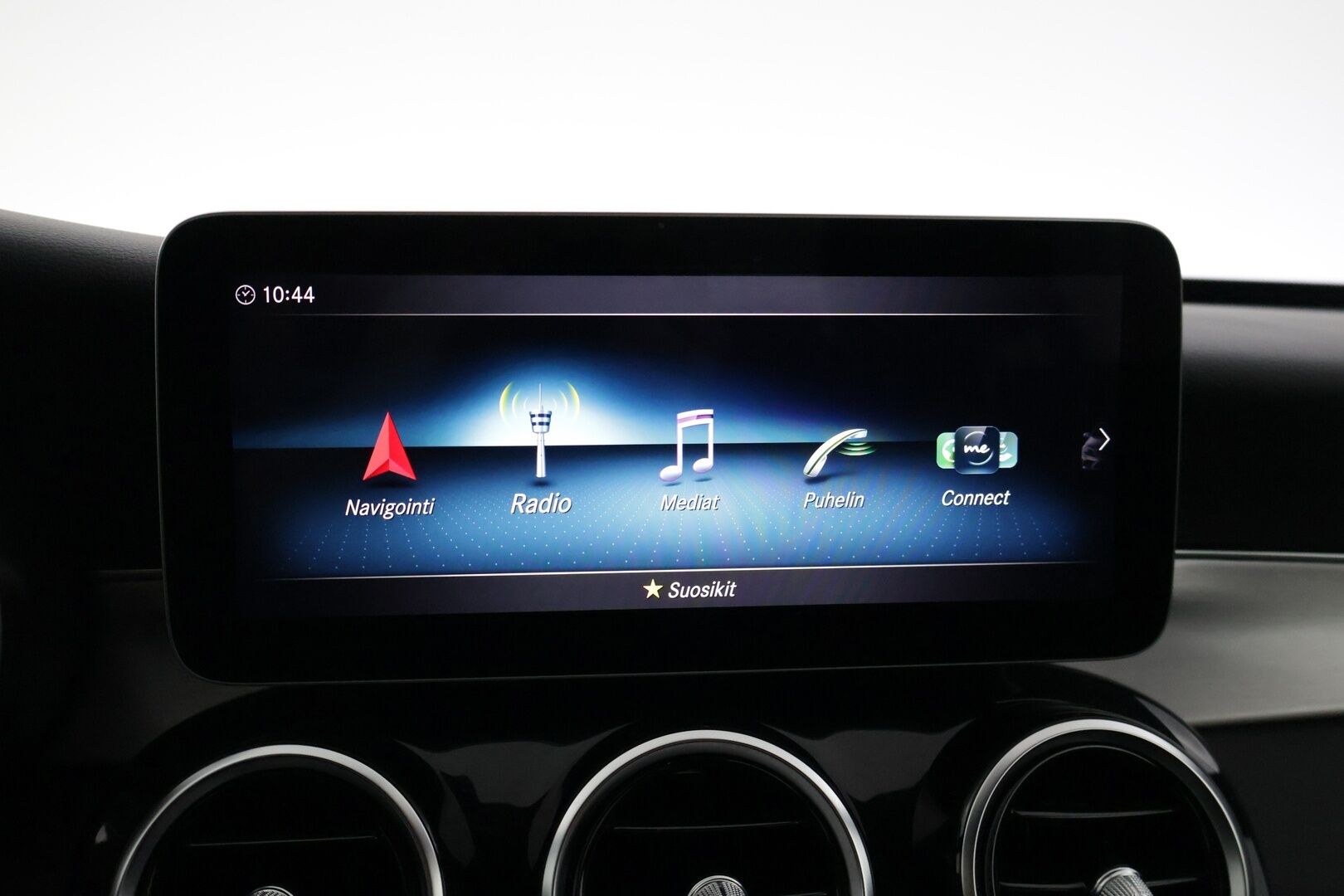 Mercedes-Benz C 2019 200 d A Business AMG * Peruutuskamera / Comand Navi / Lohkolämmitin / LED / Nahkasisusta * - * Näyttävä Facelift Suomi-auto / 2x renkaat ja vanteet * - HULLUT JOULUT KORKOTARJOUS 2,49% 