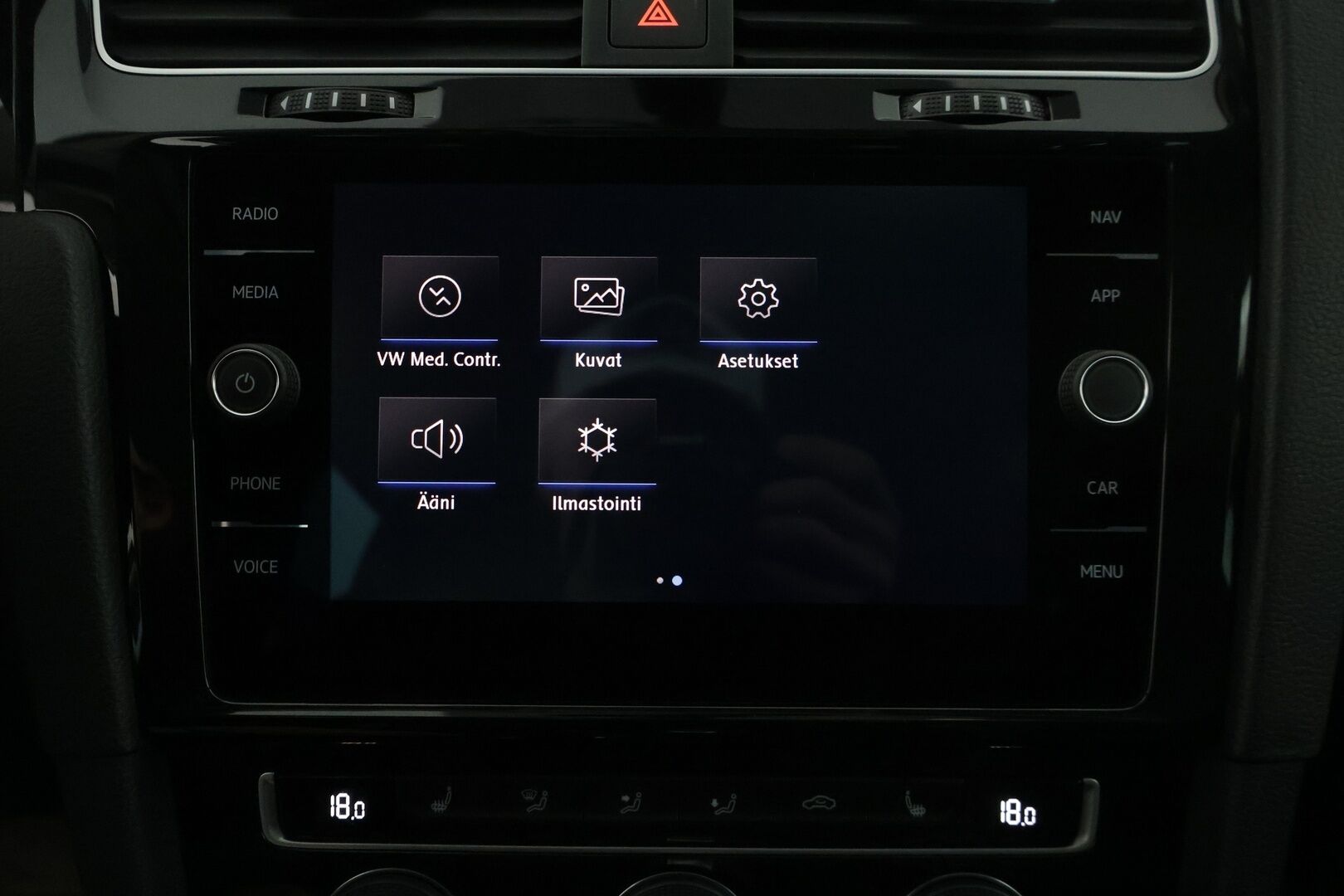 Volkswagen Golf 2019 Variant Highline 1,5 TSI EVO 96 kW DSG-aut ** Digimittaristo / Webasto / Adapt. vakkari / P.kamera / Keyless / Navi ** - Suomiauto / Merkkihuollettu / Apple&Android