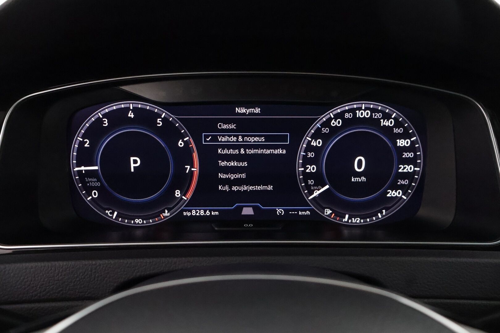 Volkswagen Golf 2019 Variant Highline 1,5 TSI EVO 96 kW DSG-aut ** Digimittaristo / Webasto / Adapt. vakkari / P.kamera / Keyless / Navi ** - Suomiauto / Merkkihuollettu / Apple&Android