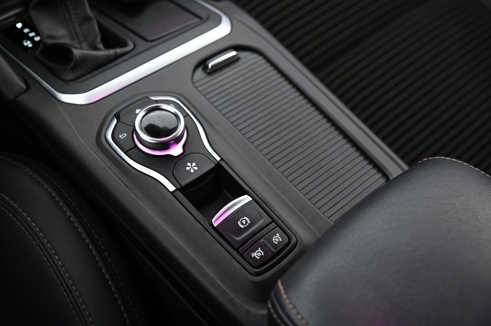 Renault Talisman 2019 Sport Tourer TCe 160 EDC7-aut Intens *Hierovat penkit / ACC / Suomi-auto* - *Juuri saapunut / 2x renkaat*