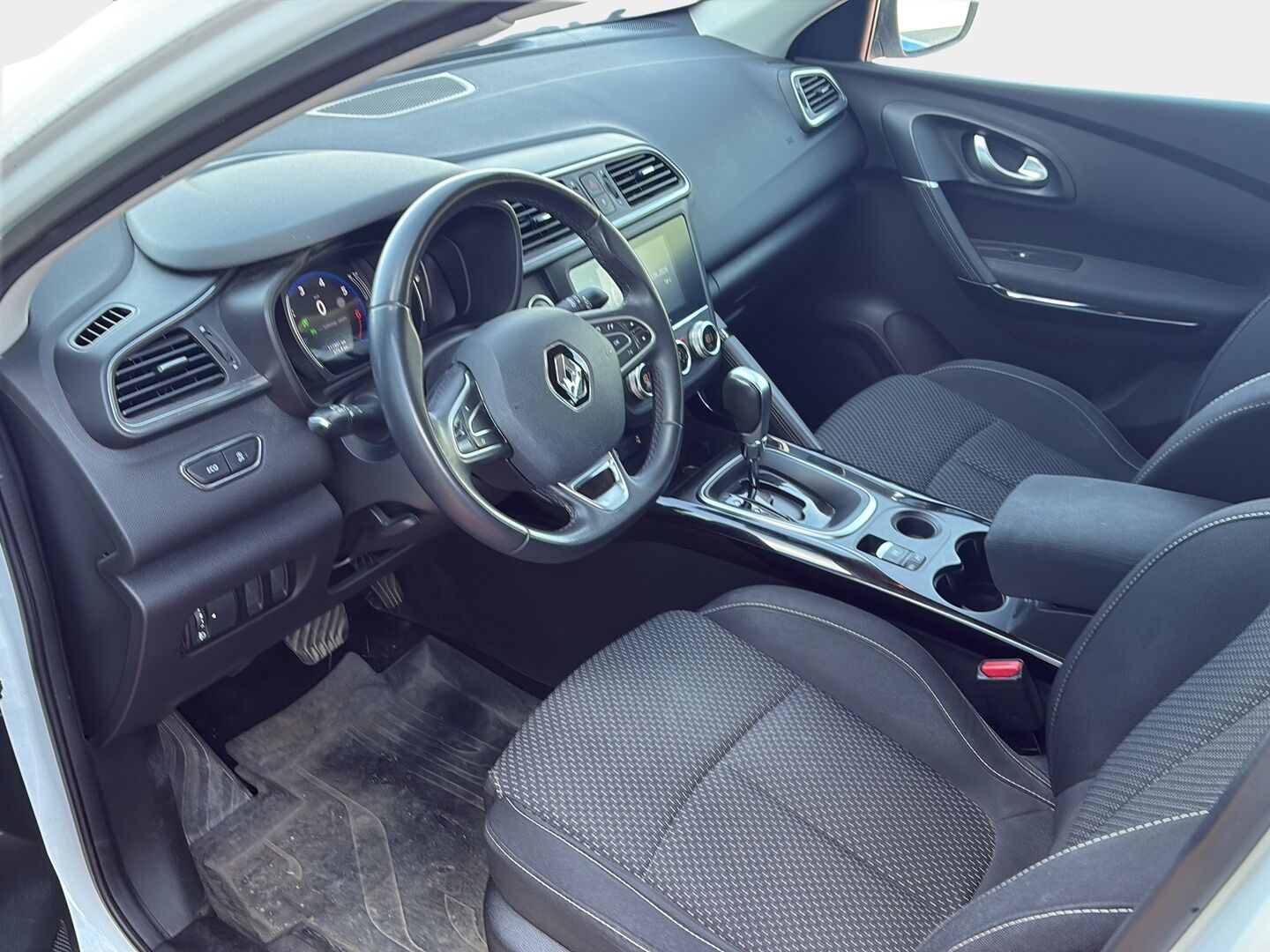 Renault Kadjar 2019 TCe 140 EDC7-aut Zen AT - Suomiauto | Vakkari | Lohkolämmitin | Keyless | P-tutkat | Juuri saapunut Tampereelle!