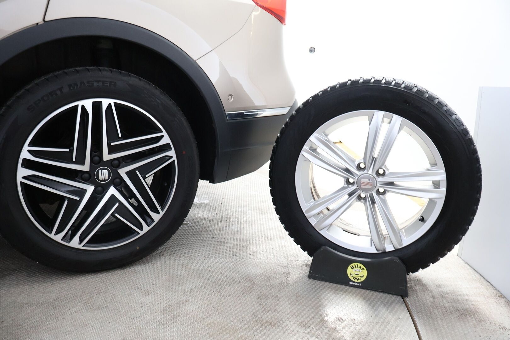 Seat Tarraco 2019 2,0 TDI 150 4DRIVE Xcellence DSG 7-Paikkainen - 7P -Suomiauto / Webasto / Adapt.Vakkari / Digimittari / Peruutuskamera / Puolinahkasisusta / Vetokoukku / LED / Juuri tullut!