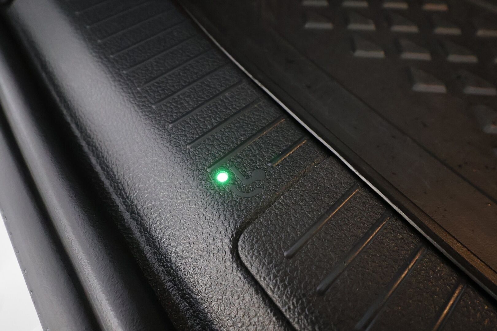 Volkswagen Golf 2019 Variant Highline 1,5 TSI EVO 96 kW DSG * ACC / Webasto / Koukku / Adapt.LED / P.kamera / Hierova penkki * - 1-om Suomi-auto / Kahdet renkaat aluvanteilla - HULLUT AVAJAISHULINAT KORKOTARJOUS 3,29 %