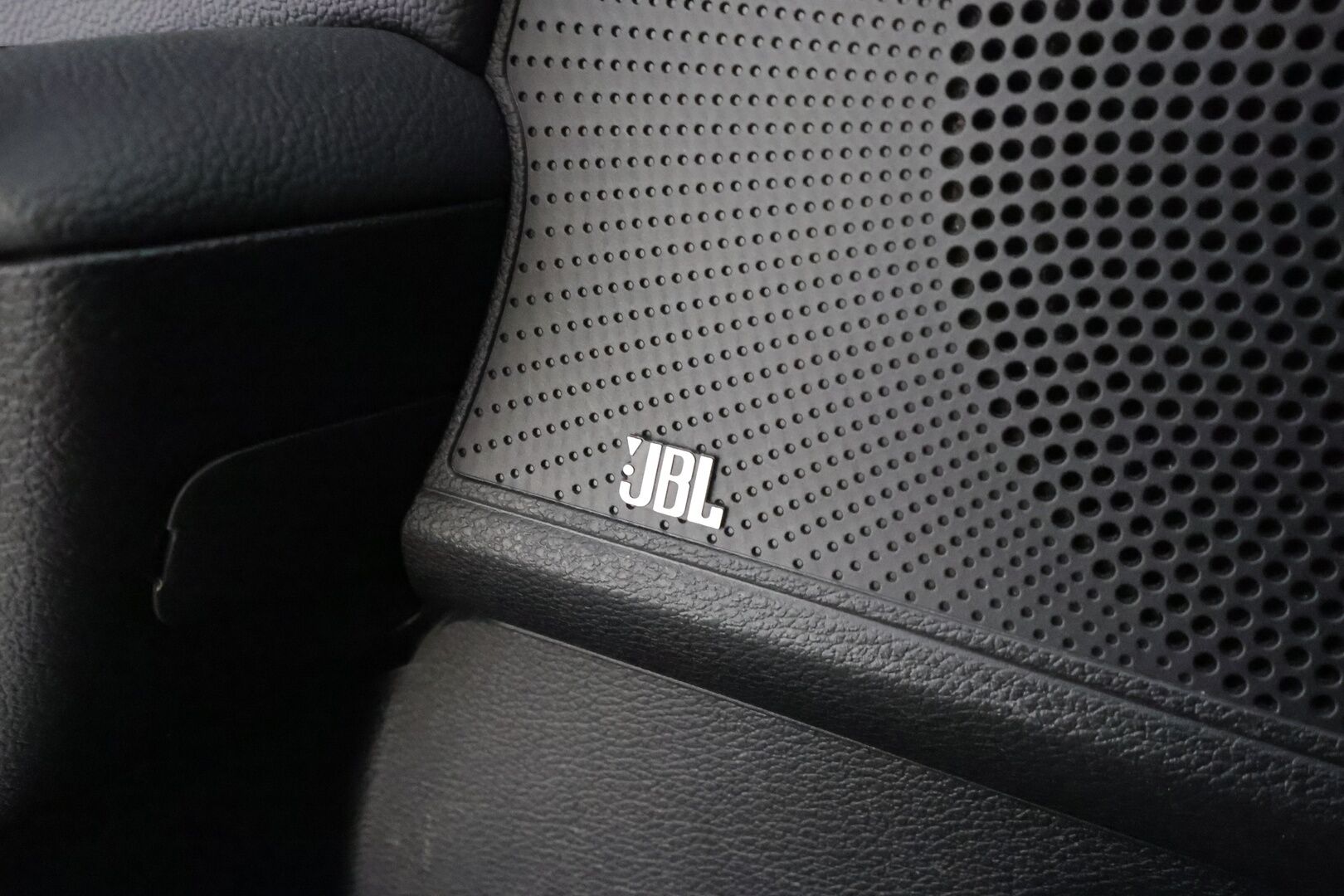 Kia ProCeed 2019 1,4 T-GDI ISG 140hv GT-Line Business Premium DCT * SCC / Lohko&Sisälämmitin / Koukku / JBL / Muistipenkkit / P.Kamera * - | Suomi-auto | Kahdet Renkaat |