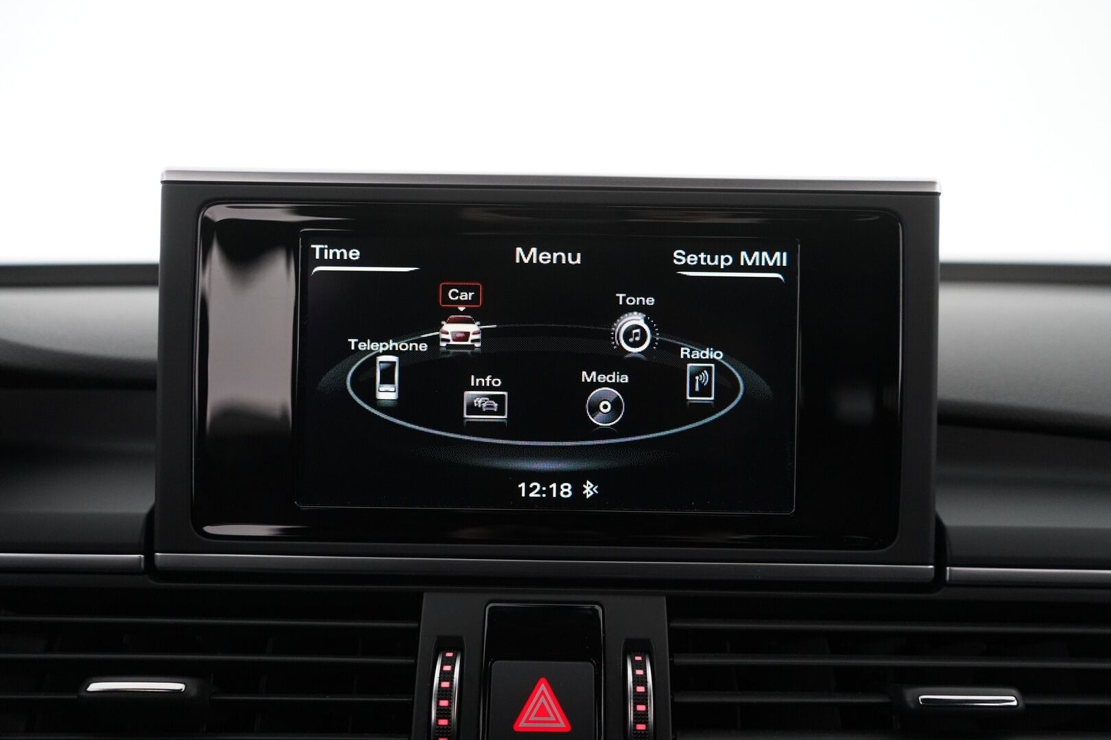 Audi A6 allroad quattro 2016 *Webasto / Koukku / Keyless / Kamera / Sporttipenkit / Ilma-alusta* - Viimeisin huolto 265tkm / Kahdet vanteet / Säännöllisesti huollettu 