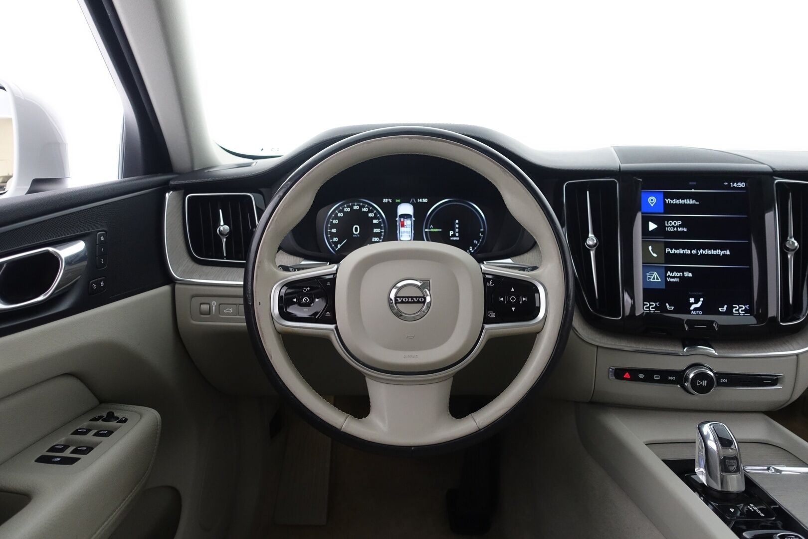 Volvo XC60 2019 T8 AWD Inscription aut - | Webasto | Adapt. Vakkari | Muistipenkki | Jakopää Vaihdettu | BLIS | 2x Renkaat&Vanteet | KeylessGo | Panoraama-lasikatto |