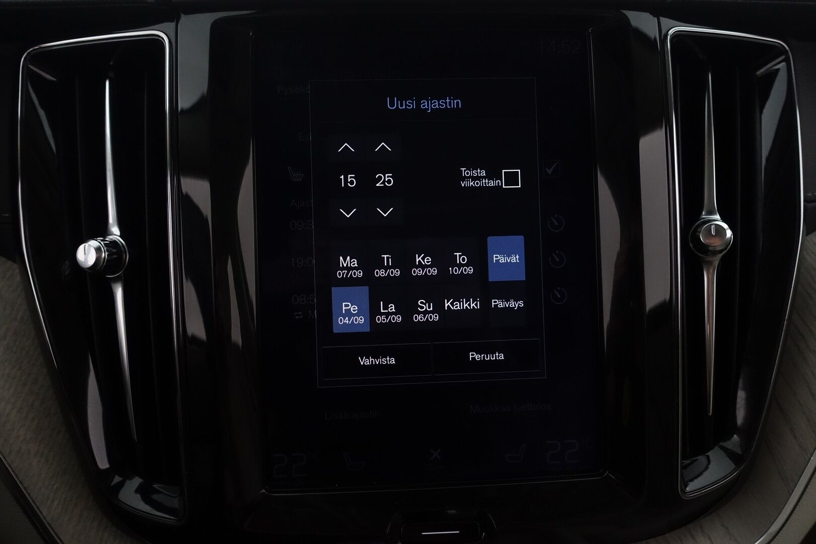 Volvo XC60 2019 T8 AWD Inscription aut - | Webasto | Adapt. Vakkari | Muistipenkki | Jakopää Vaihdettu | BLIS | 2x Renkaat&Vanteet | KeylessGo | Panoraama-lasikatto |