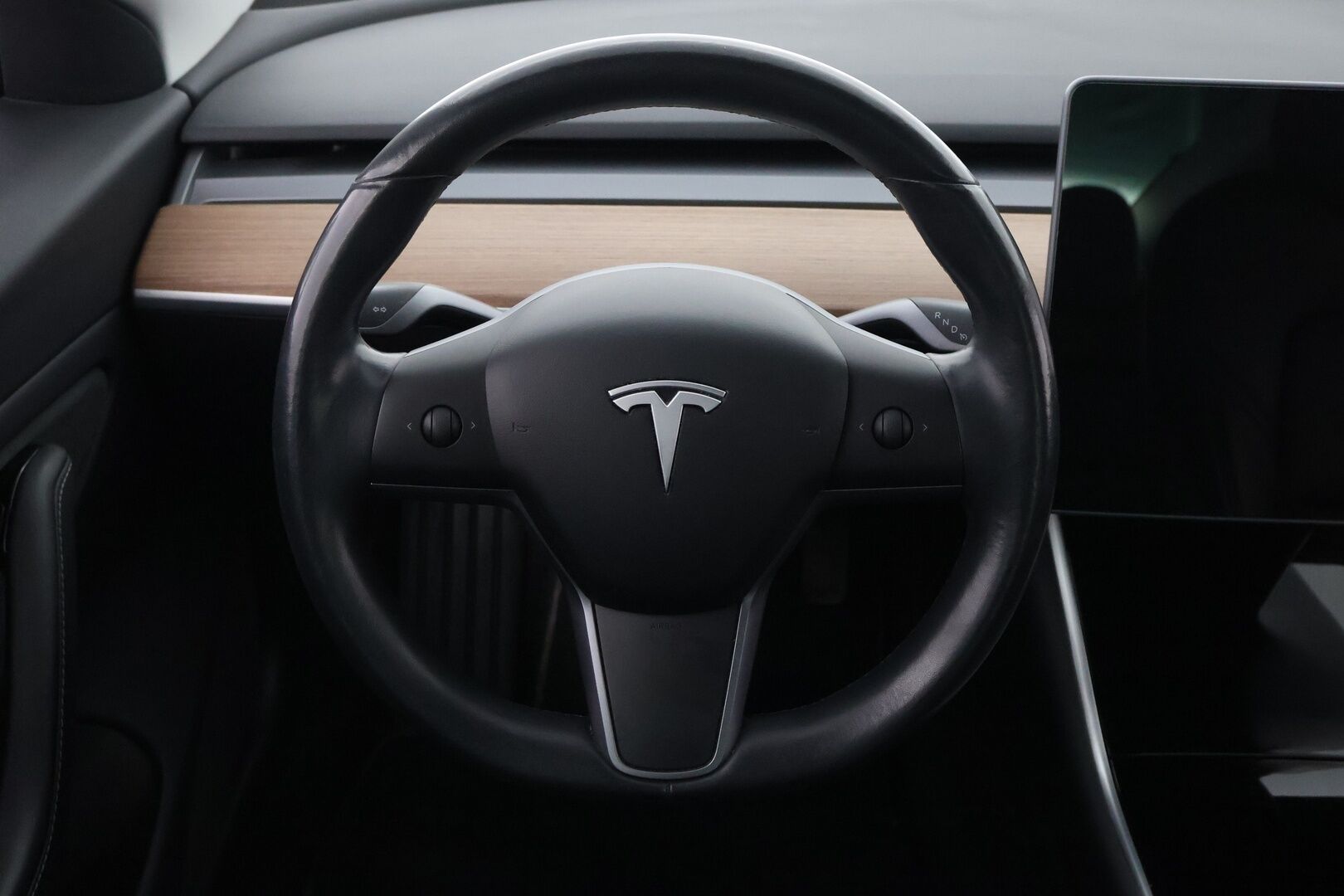 Tesla Model 3 2019 Long-Range Dual Motor AWD - Suomiauto / Premium Audio / Lasikatto / Peruutuskamera / Nahkasisusta / 2x Renkaat Aluvantein!