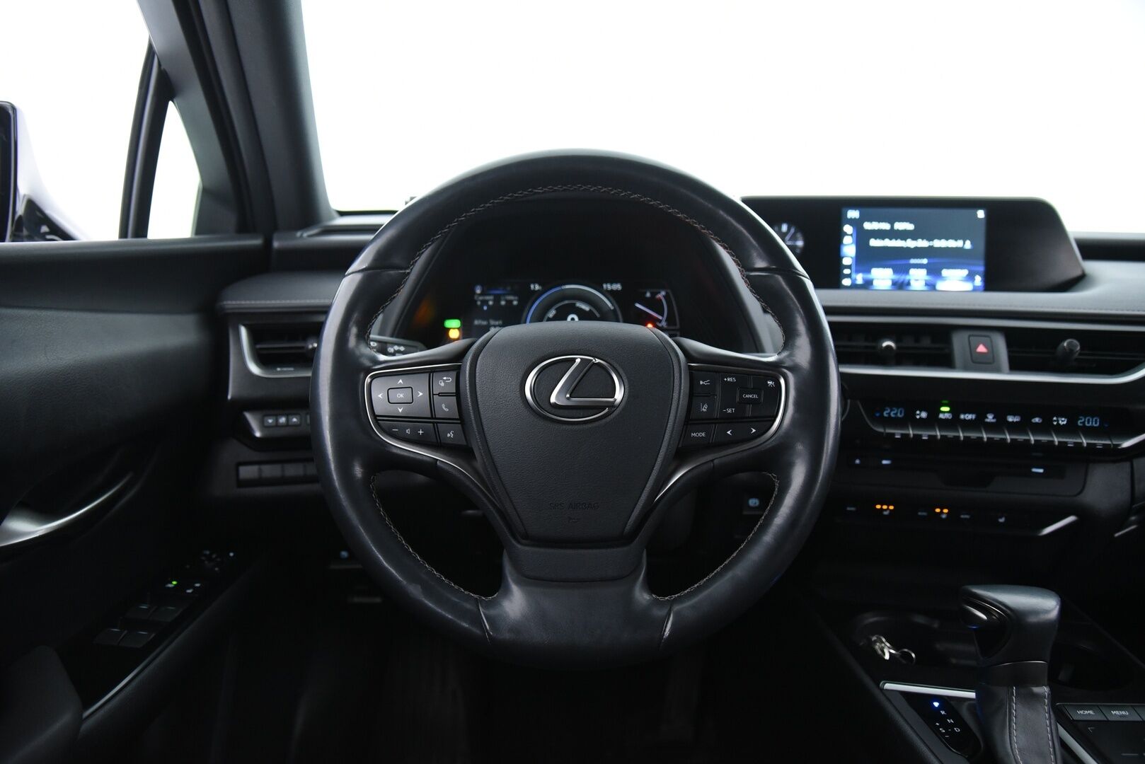 Lexus UX 2019 250h Comfort / Adapt. vak / Koukku / P-Kamera / Ratinlämmitys - Tulossa myyntiin!