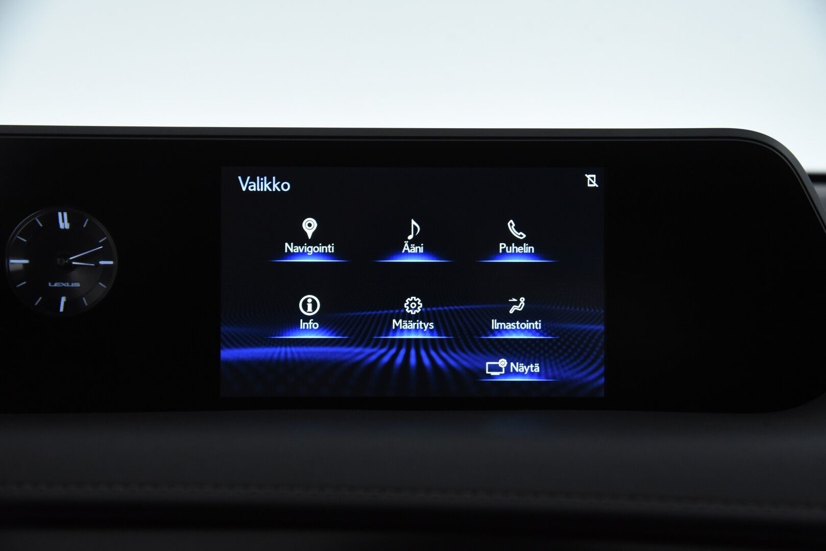 Lexus UX 2019 250h Comfort / Adapt. vak / Koukku / P-Kamera / Ratinlämmitys - Tulossa myyntiin!