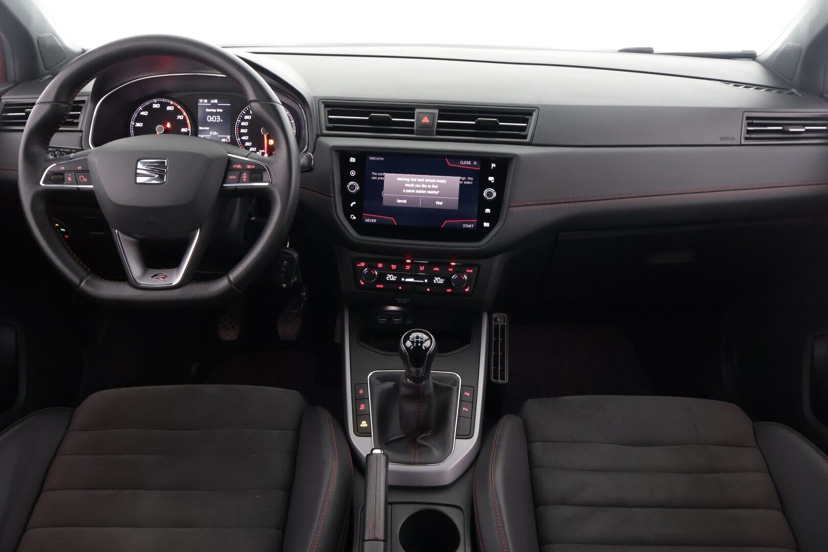 Seat Arona 2019 1,5 TSI EVO FR - Vakkari / Nahka-alcantara Sporttipenkit / P-kamera / Navi / Apple&Android / LED-valot / 2x renkaat / Tutkat / Aut. Ilmastointi