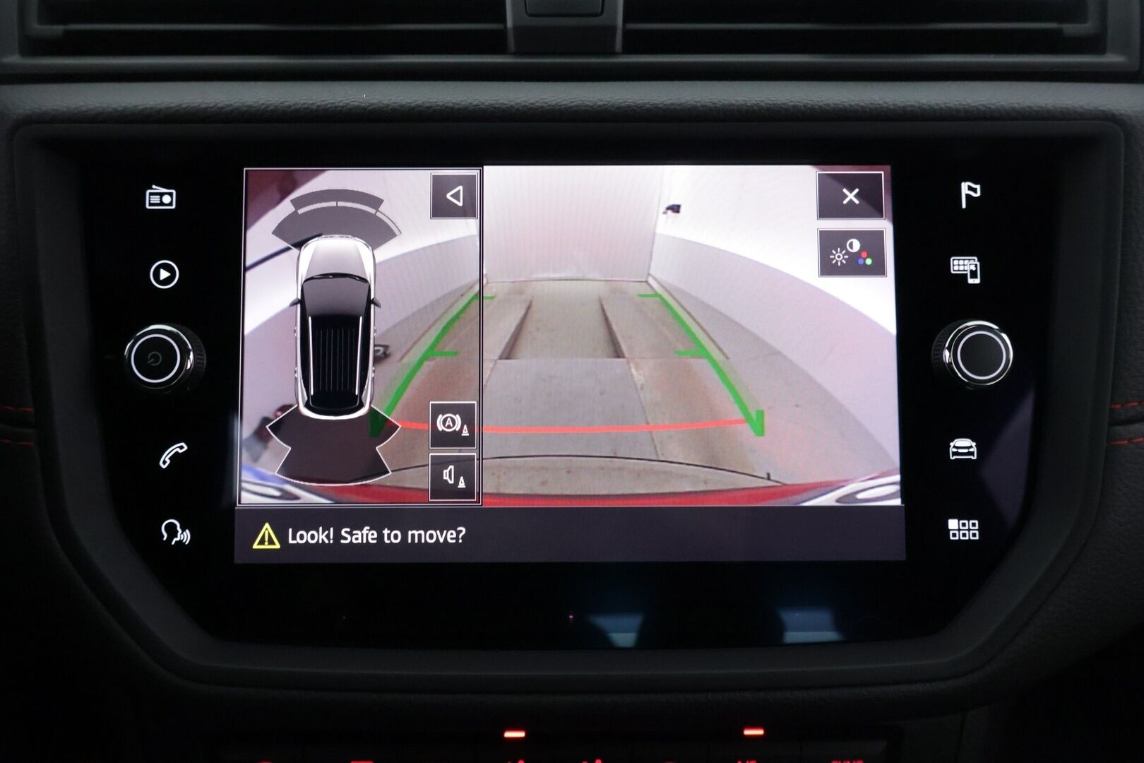 Seat Arona 2019 1,5 TSI EVO FR - Vakkari / Nahka-alcantara Sporttipenkit / P-kamera / Navi / Apple&Android / LED-valot / 2x renkaat / Tutkat / Aut. Ilmastointi