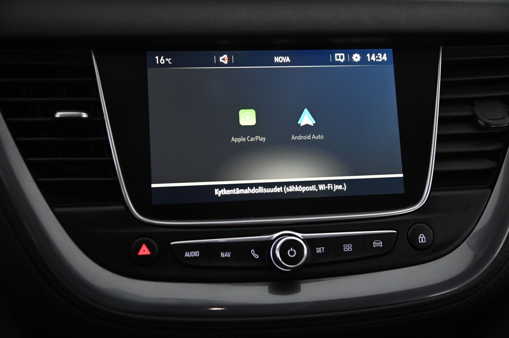 Opel Grandland X 2019 Innovation Plus 130 Turbo A * Ratin lämmitin / 360-kamera / Koukku / Navi / Vakionopeudensäädin* - Hyvällä historialla Ensimmäiseltä omistajalta! / 2x renkaat alumiinivantein!