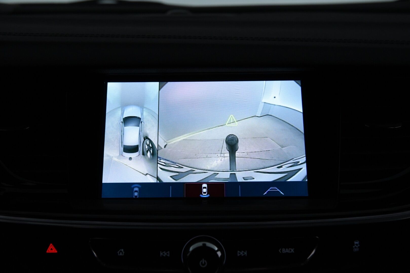 Opel Insignia 2019 Grand Sport Executive 200 Turbo A / OPC-Line / HUD / Blis / 360 / Ilmastoidut nahat / Hieronta / Vakkari / Koukku / - 1. om Suomiauto / Merkkiliikkeen huoltokirja / Jakopää juuri vaihdettu / Huippuvarusteltu 
