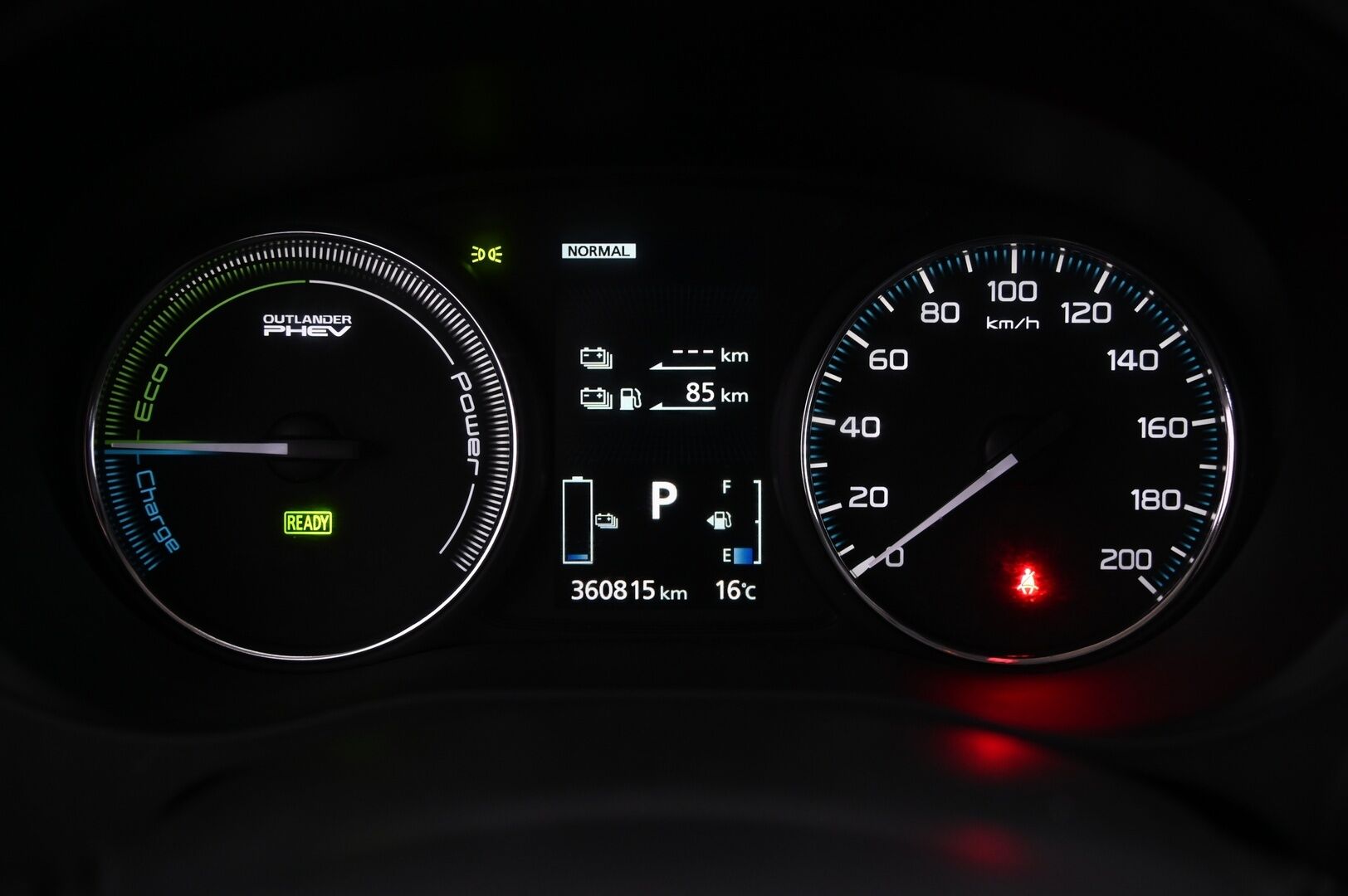 Mitsubishi Outlander 2016 PHEV Intense *Myydään Huutokaupat.com* - *LEIMA 05/26 / Rockford Fosgate / P.Kamera / Navi / 2x Alut*