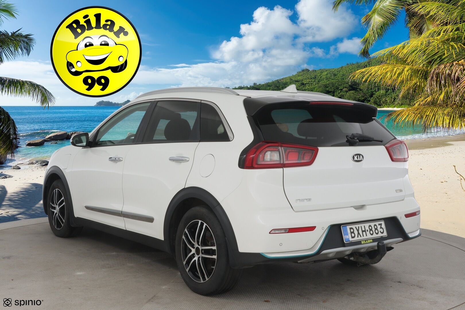 Kia Niro 2018 8.9 kWh P-HEV DCT 141hp ** Nahat / Lohko / P-Kamera / Sähköpenkki** - Kahdet hyvät renkaat kattavalla huoltohistorialla